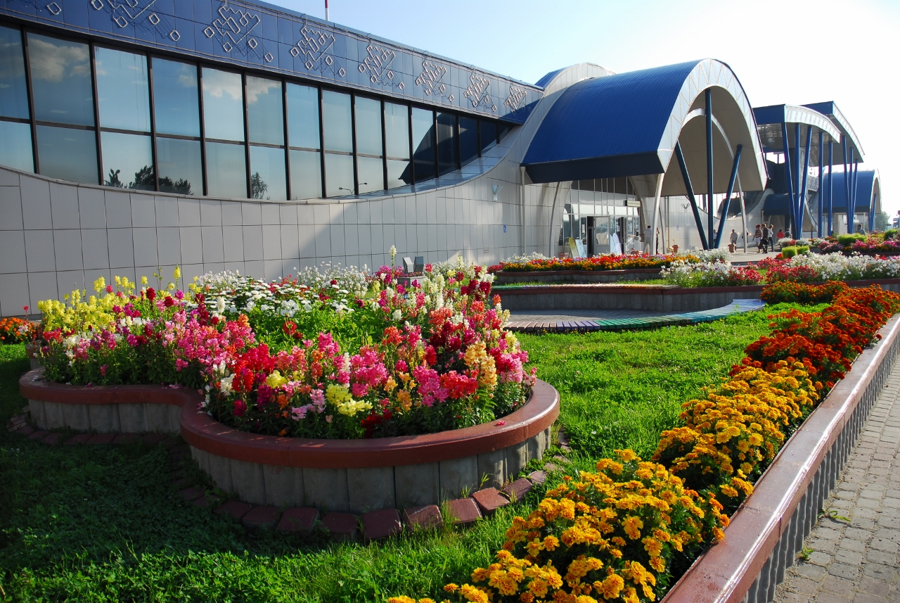 Аэровокзал АО «Аэропорт Сургут»